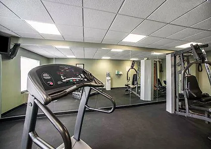 Comfort Inn&suites I-57 Hotel 5*