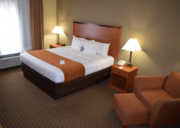 Comfort Inn&suites I-57 5* Marion