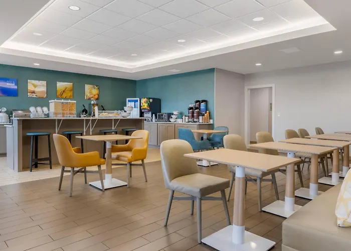 Comfort Inn&suites I-57 5* Marion
