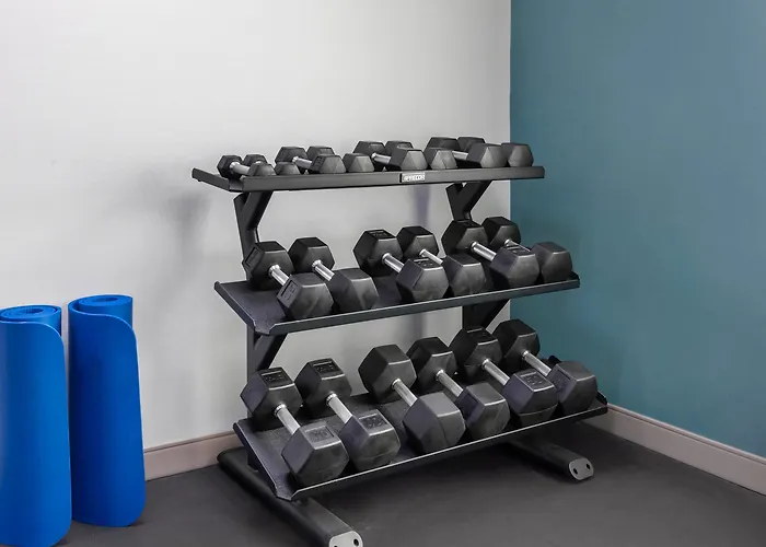 Comfort Inn&suites I-57 Hotel 5*